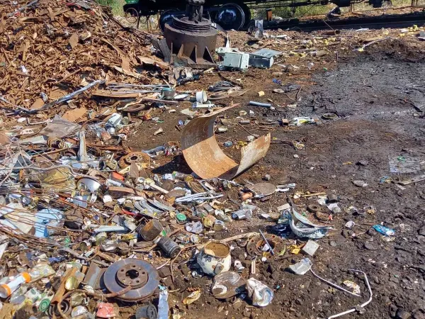 Демонтаж металевого складу в Києві — 8 тонн чорного металу